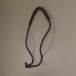 Phone Or iPad  Holder Around The Neck For Ease When Laying Down
