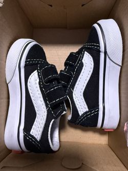 Vans (2c)