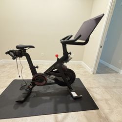 LIKE NEW PELOTON BIKE PLUS