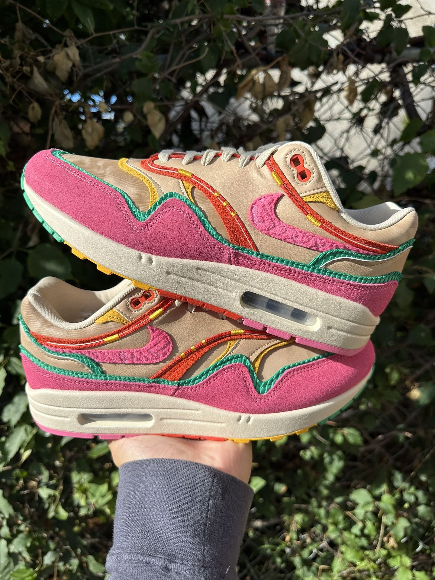 Nike Air Max One Familia Size 11