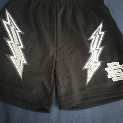 Eric Emanuel Ligtning Bolt