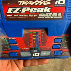 Traxxas Charger
