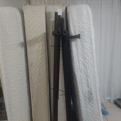 2 Twins  Bed  And Frame