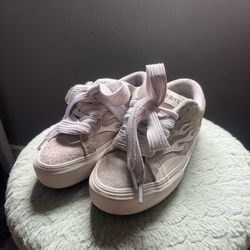 Straye Logan Puff Sneakers Creme Flame