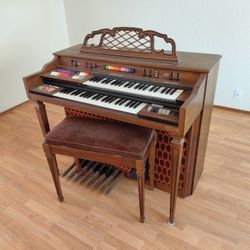 electric organ 