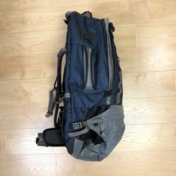 REI Internal Frame Hiking Backpack Navy Gray 27 x 14 x 7 Inch