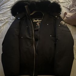 Moose Knuckle Bomber