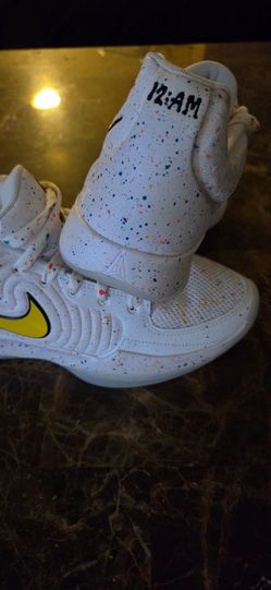 Nike Ja 2 "Ja-Breaker"the second signature shoe for NBA star Ja This specific colorway is inspired by Ja Morant's favorite candy, jawbreakers.Mems Siz