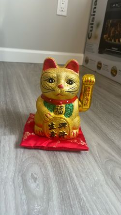 Waving cat (Maneki neko)