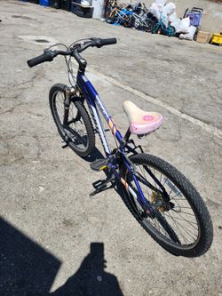 Vendo Una Bicicleta De Aluminio Size 24