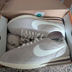 Nike Cortez Size 11 