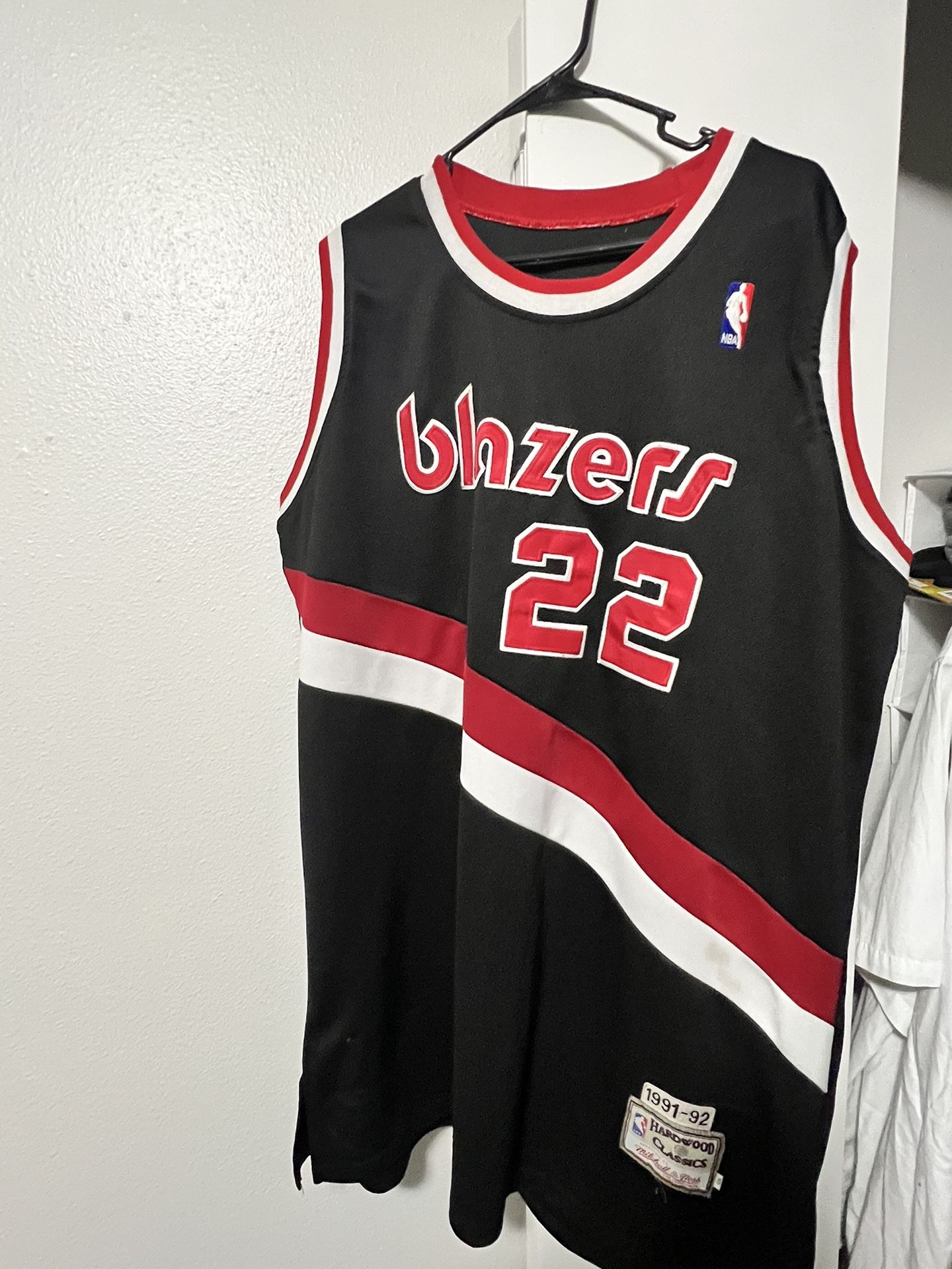 2XL Blazers Clyde Drexler Jersey