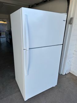 Whirlpool Refrigerator (1 month warranty)