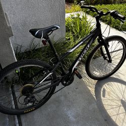 Trek MT200 Mountain Bike