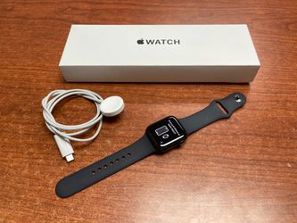 LikeNEW Apple Watch SE 2nd Gen 40mm GPS
