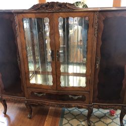 Beautiful Antique Wood Hutch 
