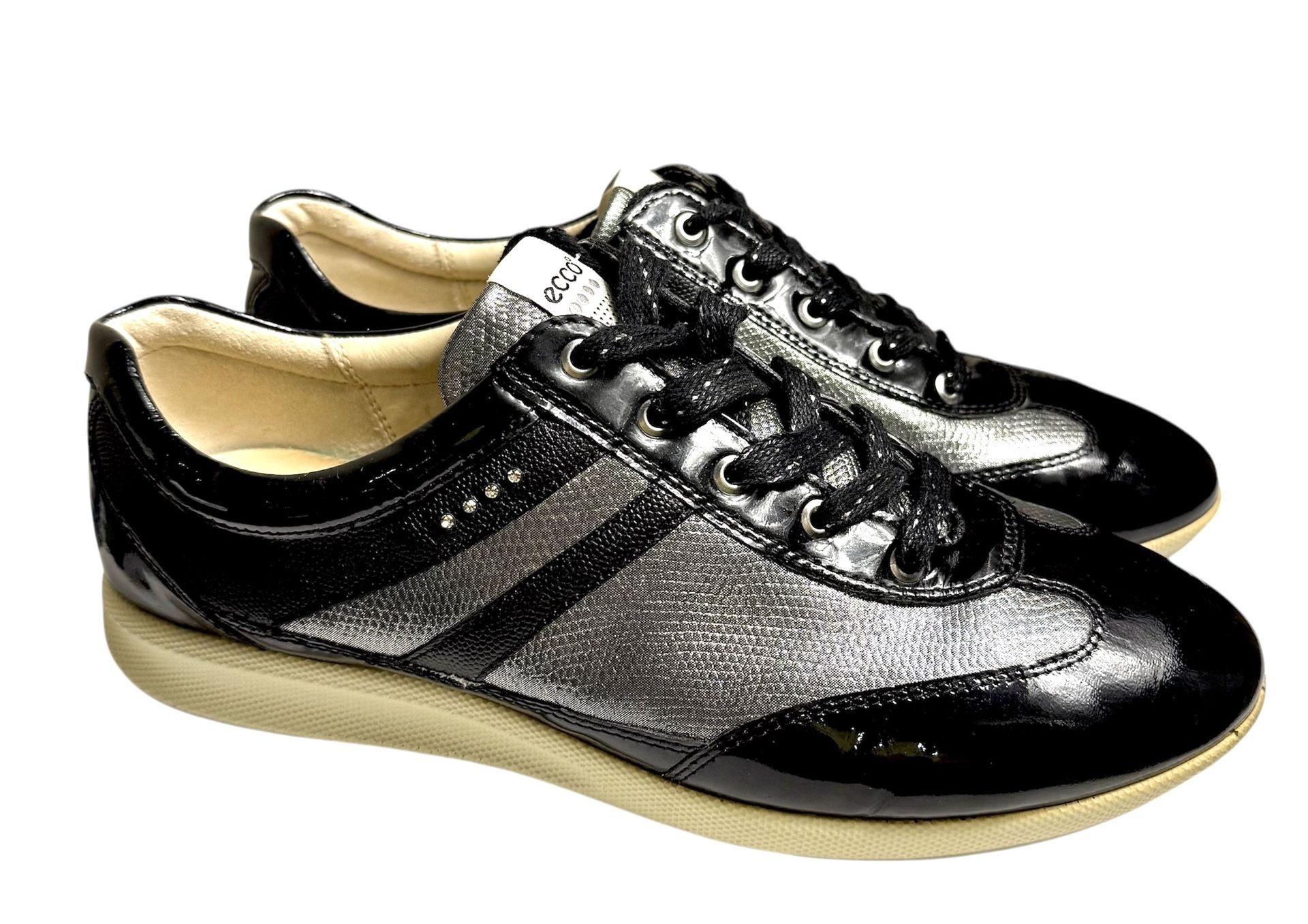 ECCO Women's Golf Life Street Spikeless Golf Shoes EU size 39 US size 8.5