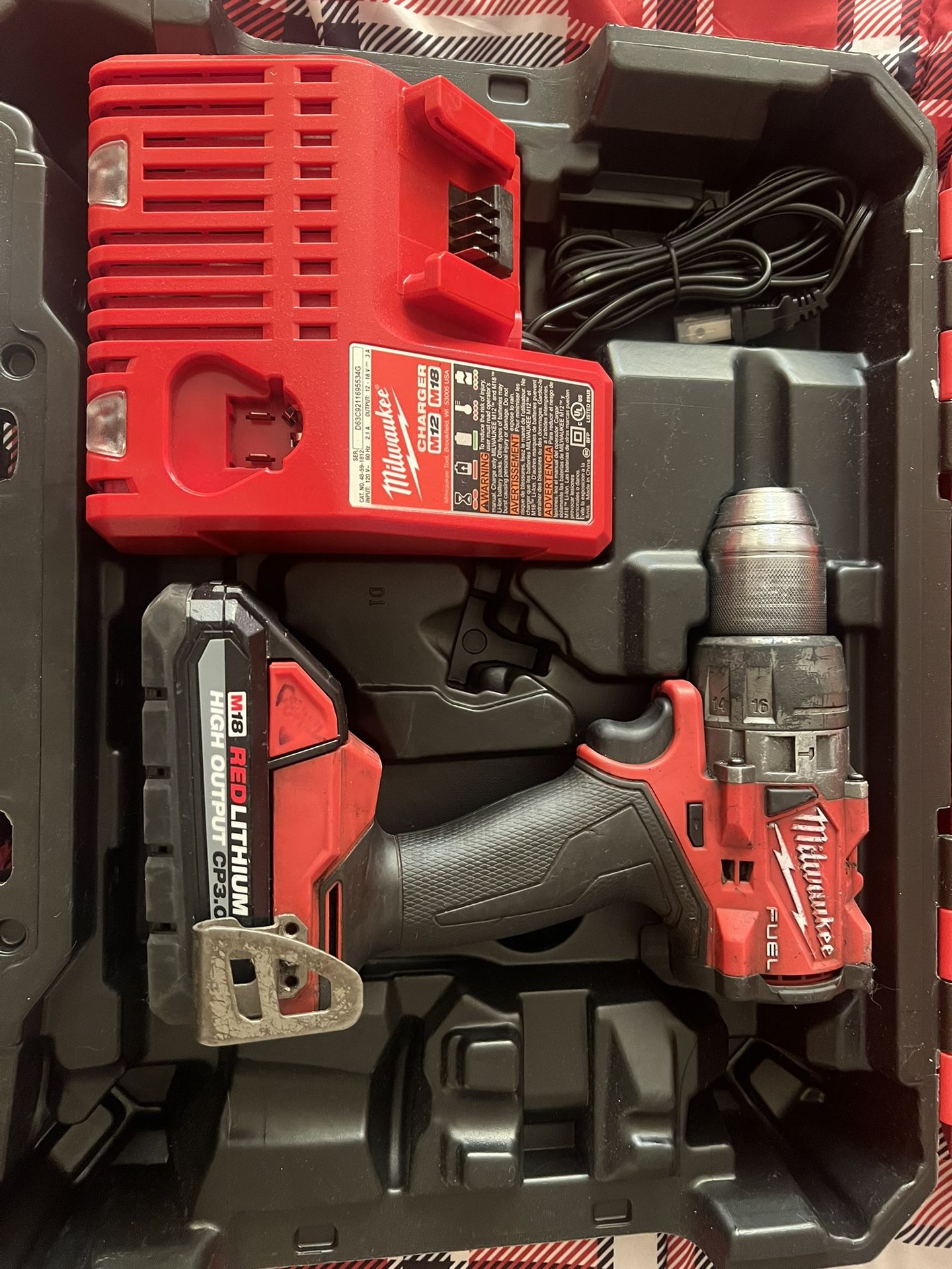 Milwaukee M18 Fuel Brushless Hammer Drill With CP 3.0 Battery Combo Charger And Hard Case