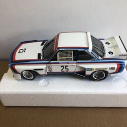 1/18 Minichamps BMW CSL 3.5 IMSA Winner Sebring 12H 1975 #25 White w/ Box