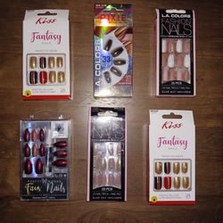 New Artificial Nails  $5 Set