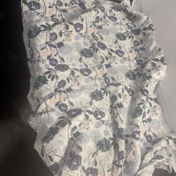 Nursing Blanket 