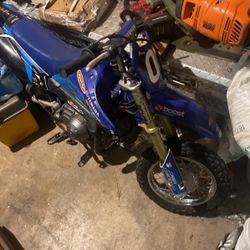 Selling Dirt Bike For 800