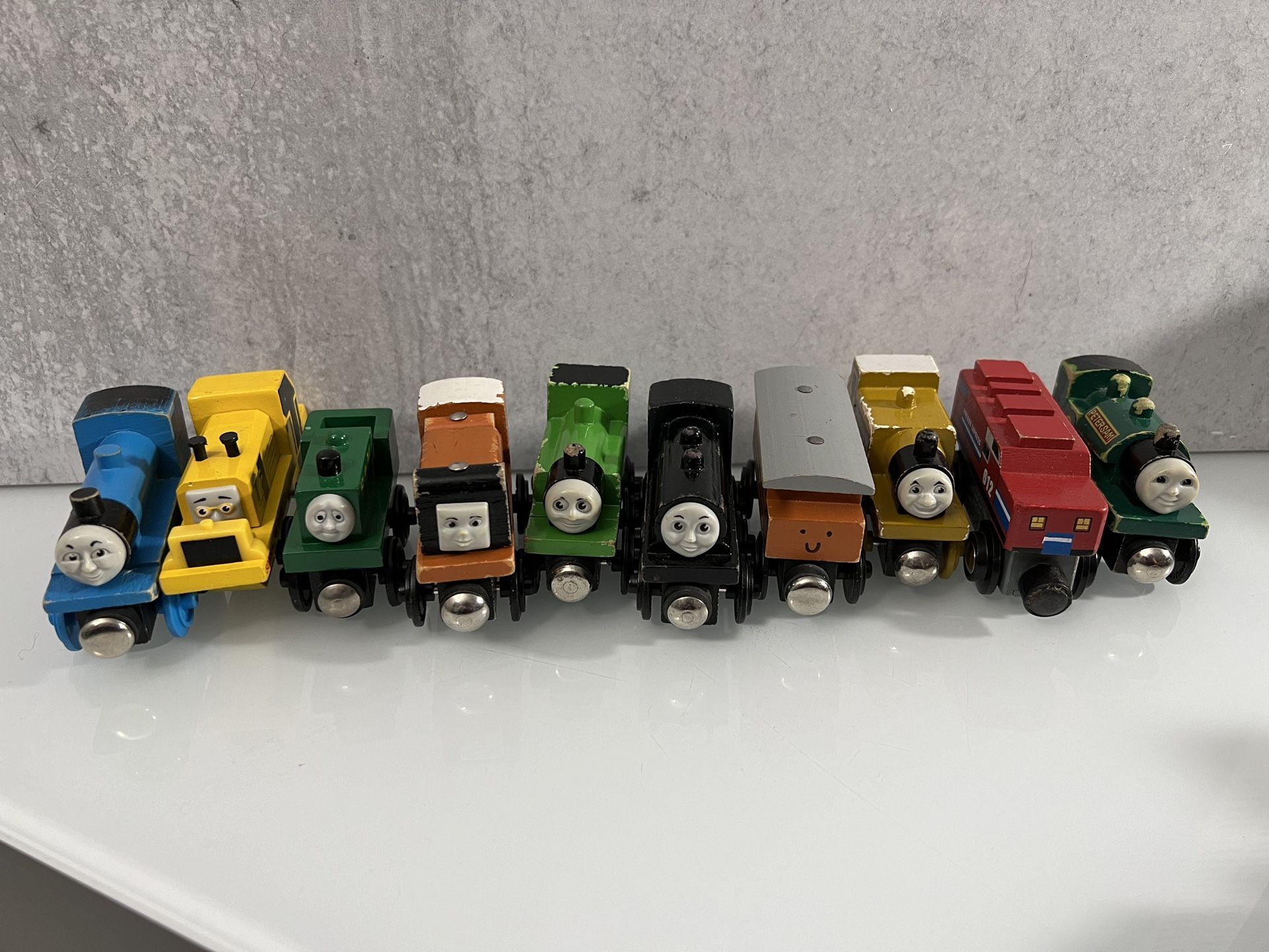 VTG 90's Thomas & Friends Wooden Railway Trains Magnetic Britt Allcroft Lot of 10