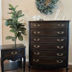 Solid Wood Dixie Chest/Dresser & Nightstand