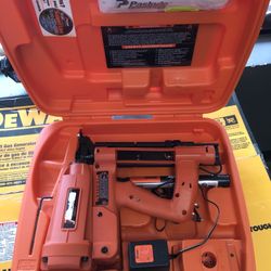 Paslode Cordless Crown Stapler 