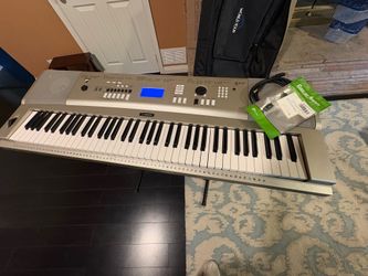 Yamaha YPG-235 Portable Keyboard