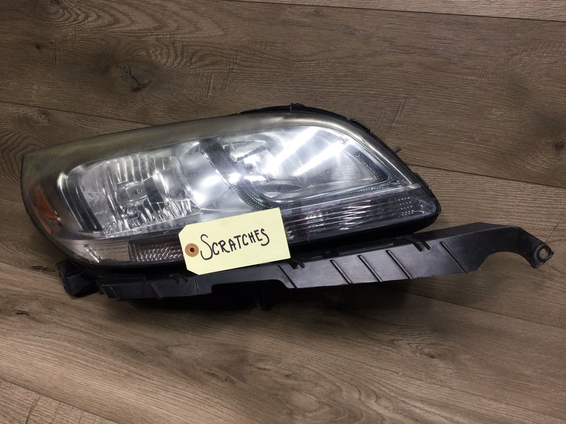 2013-2015 Chevy Malibu Headlight 