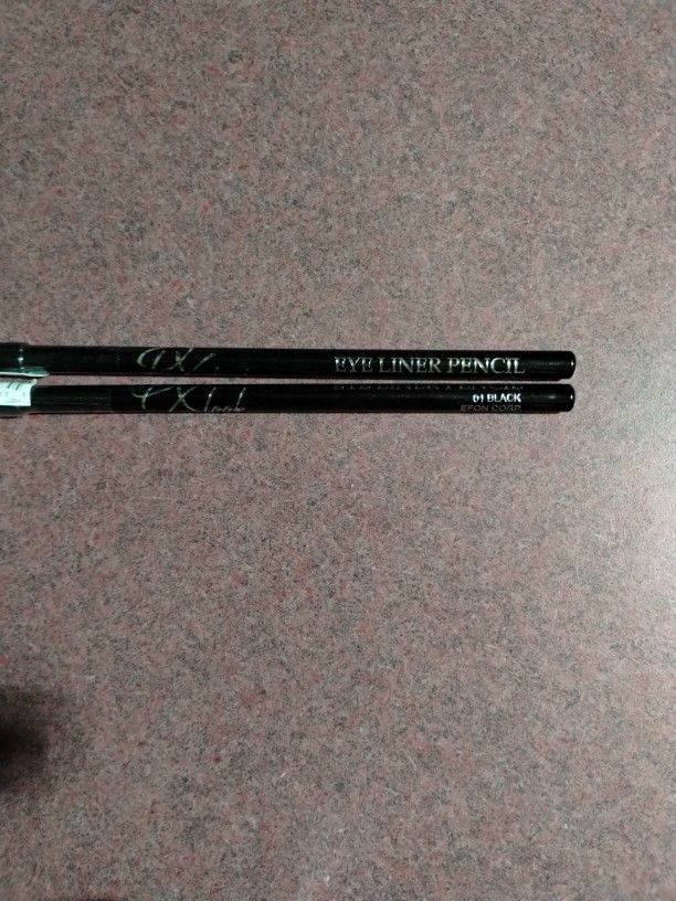 Px Look Cosmetics Eye Liner Pencil Black New In Plastic