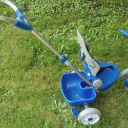LITTLE TIKES TRICYCLE 