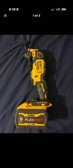 dewalt Atomic 20V MAX Cordless 3-speed oscillating multi-tool