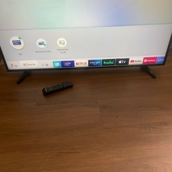 47 Inch Samsung Smart TV  