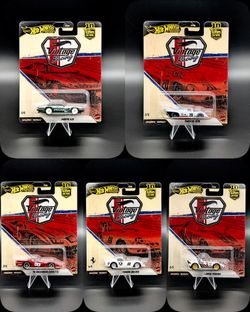 Hot Wheels Premium Car Culture Vintage Racing Team Combo Deal