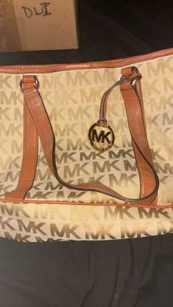 Michael Kors MK Signature Tote Bag
