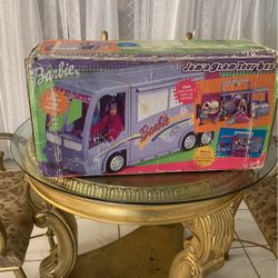 Barbie Jam N Glam tour Bus