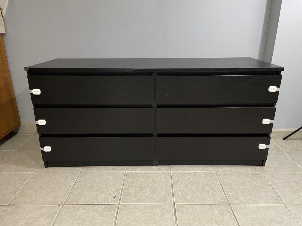 Black 6 Drawer Dresser 