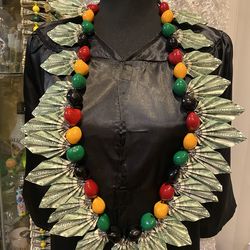 Kukui beads money graduation lei