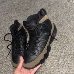 JORDAN 9s