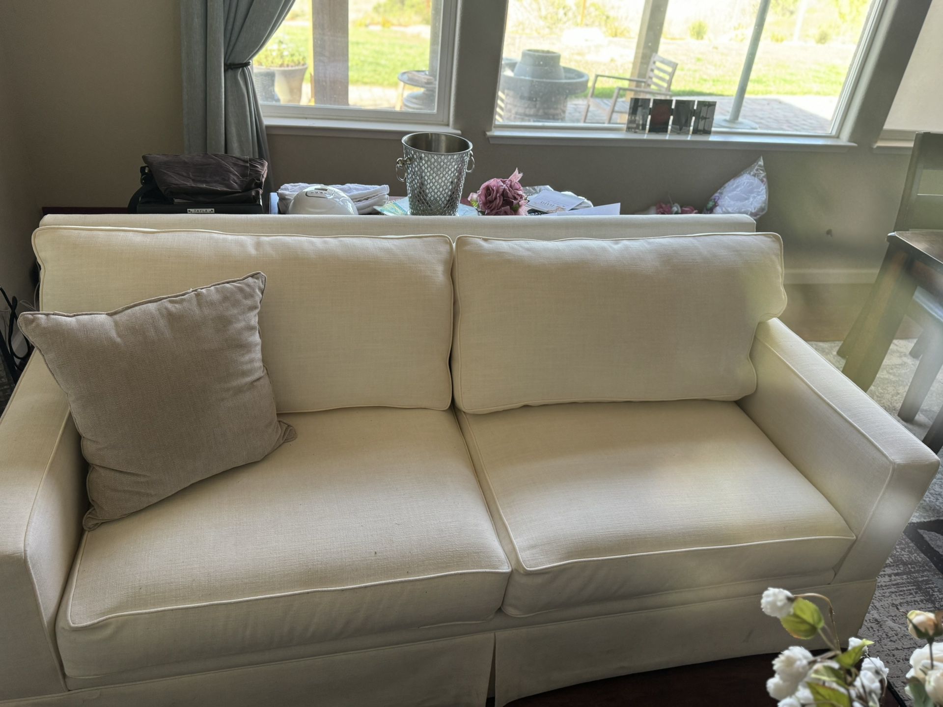 White 6 Fit Sofa 