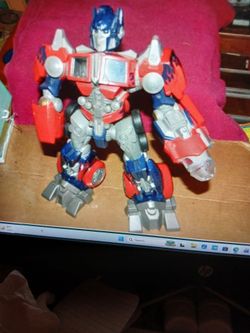 LARGE 12-INCH OPTIMUS PRIME TRANSFORMER