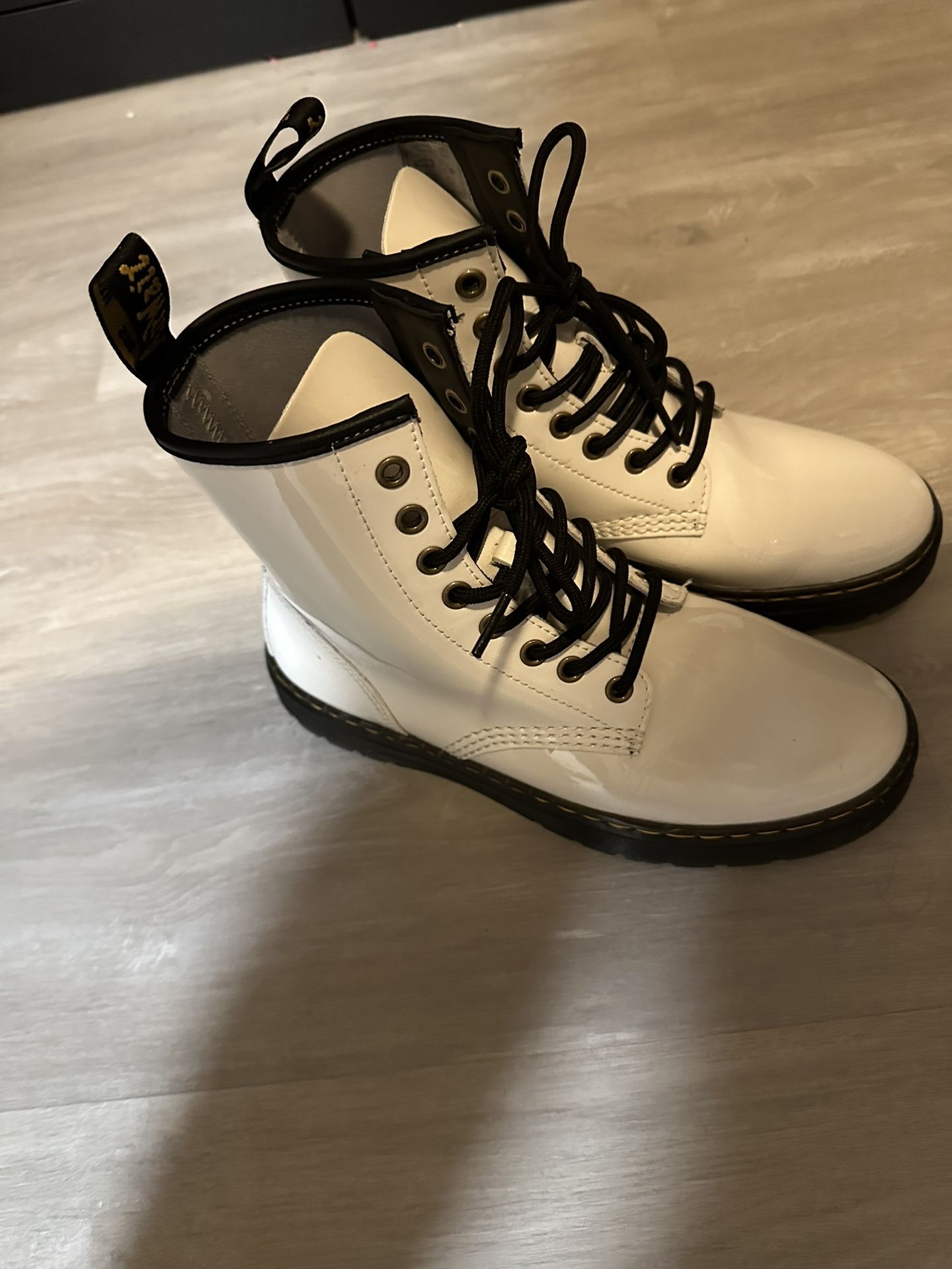 Dr Marten