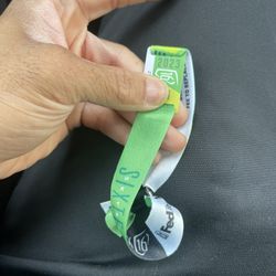 Waste Management Skybox 16 Saturday Wristband For Sale 