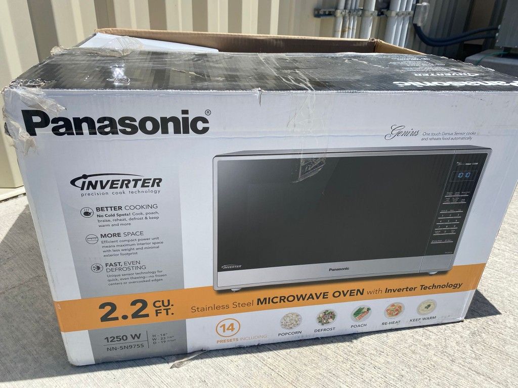 2.2cu ft Panasonic microwave inverter 