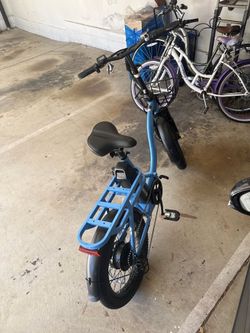 ESKUTE D200 Folding Electric Bike – Blue – No Battery/Never Used