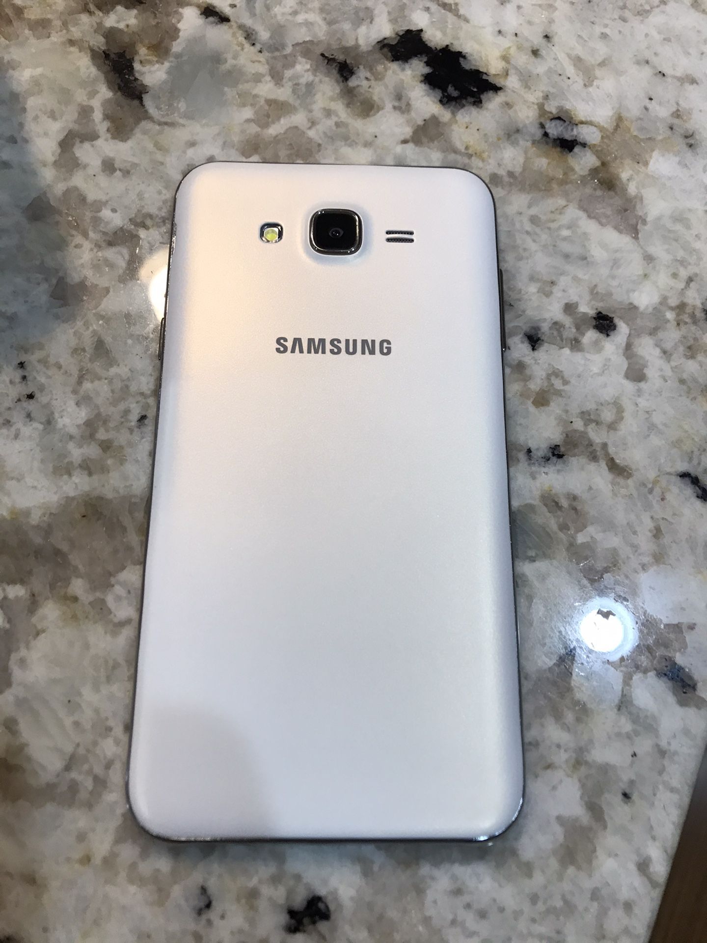 Samsung J7 16G white