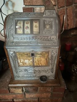 Antique Mills gooseneck  .05 cent slot machine