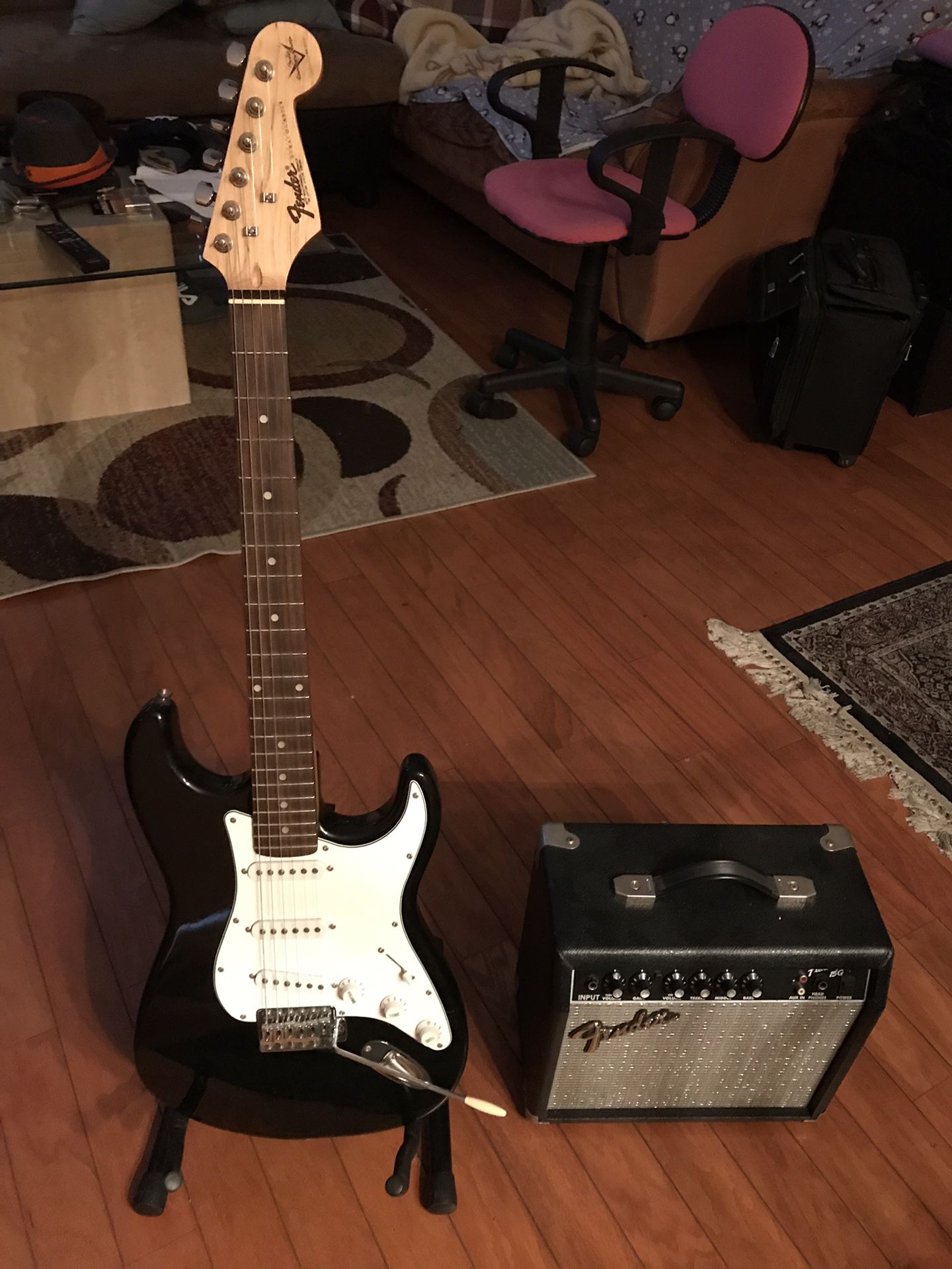 Like new Fender project guitar completed. Comes with Fender amp and gig bag.